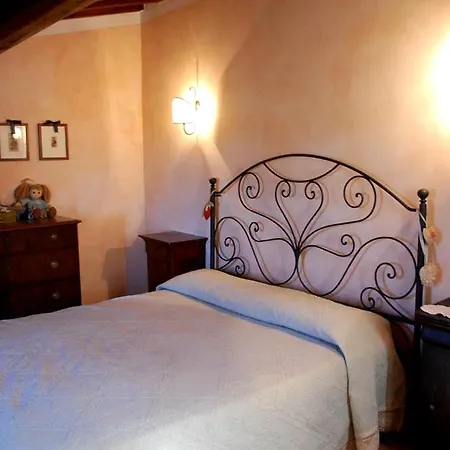 Sleeps 4 Wifi *
