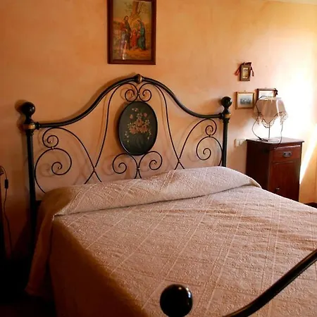 Sleeps 4 Wifi Appartement